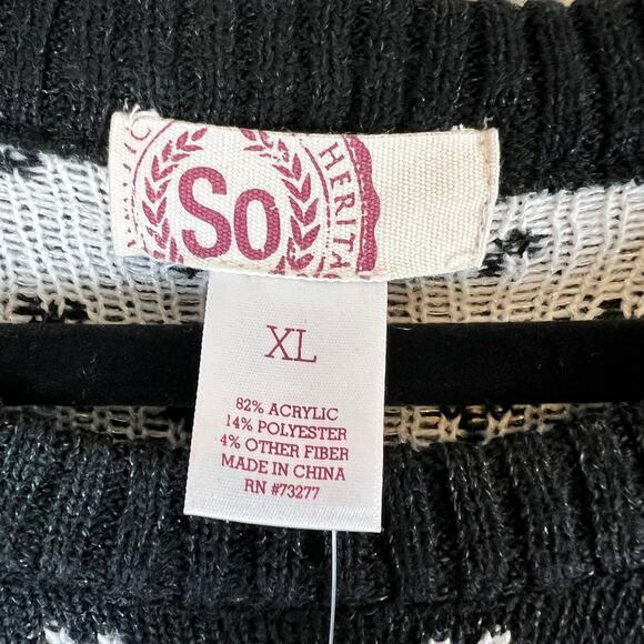 NWT Junior SO Polar Bear Heart Sweater Size XL - Picture 11 of 14